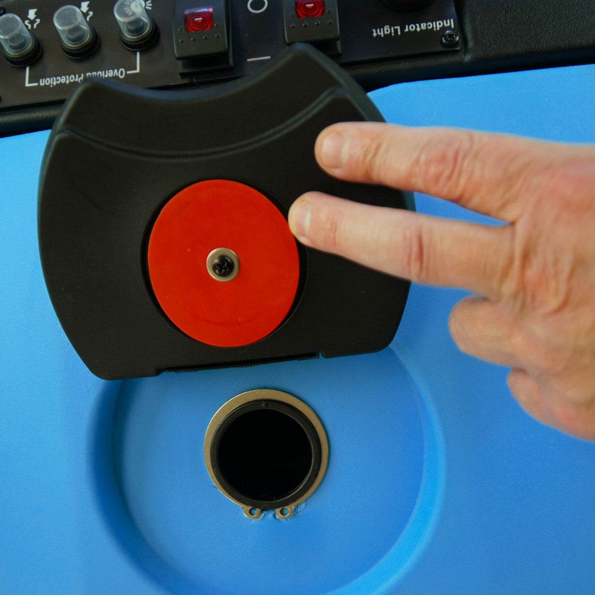 Johnny Vac VAC26W Wide Area Carpet Vacuum Cleaner cord wall plug