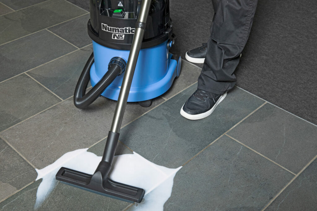 Numatic Nacecare WVB 370NX Wet/Dry Battery Vacuum