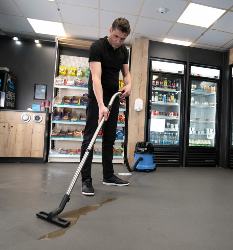 Numatic Nacecare WVB 370NX Wet/Dry Battery Vacuum