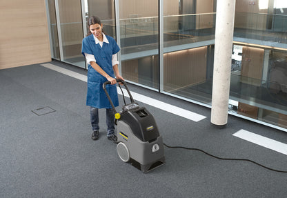 Karcher BRC 30/15 C Self Contained Extractor