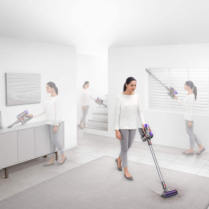 Dyson V7 Advanced cordless vacuum (Silver)